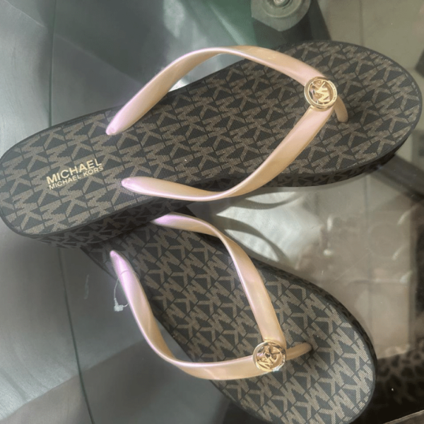 Michael Kors Slippers Jamaica